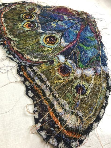 Nature Textile Art, Textile Crafts Ideas, Journey Textiles, Butterfly Textiles, Architecture Textiles, Painting With Yarn, Diy Textiles Projects, Textiles Artists, Art Fibres Textiles