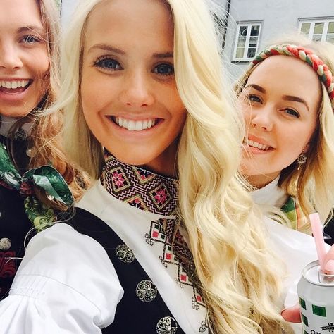 #beautifuleyes #beautifulwomen Silje Norendal Snowboards, Norway, Silje Norendal, Happy National Day, Friends Love, National Day, Book Characters, Beautiful Eyes, Snowboarding