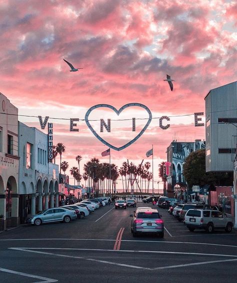 Tumblr Travel, Gif Illustration, Food Makeup, Venice Beach California, Couple Travel, Disney Instagram, Shotting Photo, Food Diy, Travel Photography Inspiration