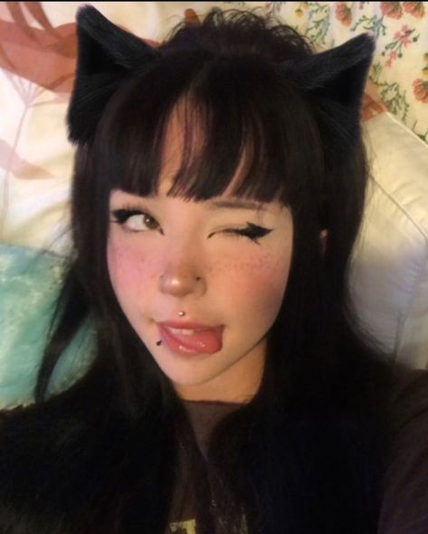 Egirl Make Up, Egirl Inspo, Makeup Drawing, Doll Eye Makeup, Old Makeup, Makeup Obsession, Cute Cosplay, Beautiful Lips, Female Poses