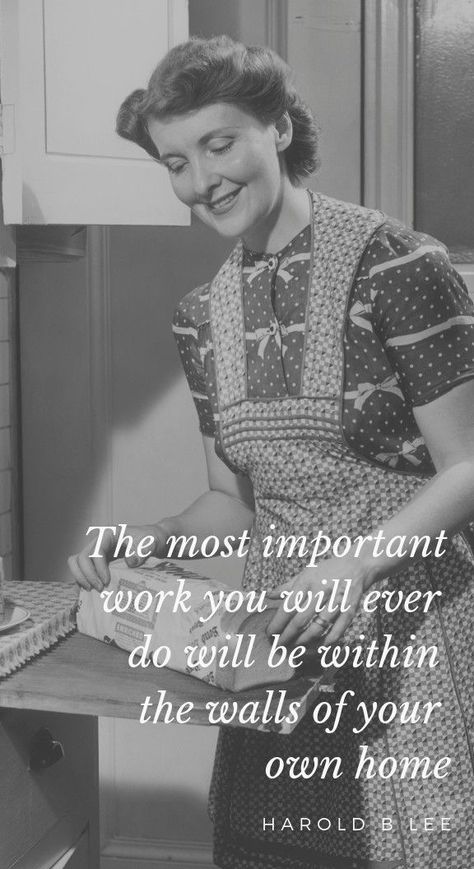 50s Quotes, Homemaking Quotes, Housewife Aesthetic, Homemaker Quotes, Simple Homemaking, Skills Quotes, Traditional Wife, Biblical Homemaking, Vintage Homemaking