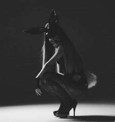 Dangerous Woman, Ariana Grande, A Woman, Black And White, Hair, White, Black