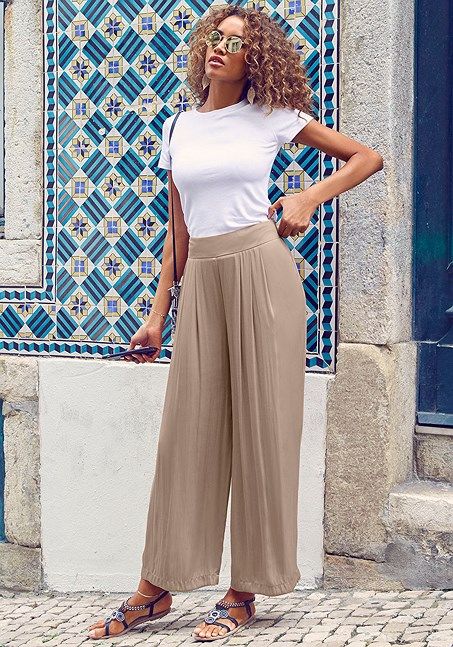 Shiny satin palazzo pants. Satin Palazzo Pants, Mom Wardrobe, India Style, Pants Brown, Brown Pants, Women's Wear, India Fashion, Fashion Shop, Palazzo Pants