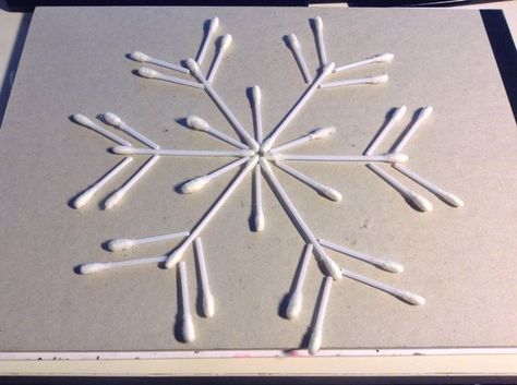 Q-Tip Snowflake Decorations Diy Snowflake Decorations, Diy Christmas Fireplace, Snowflake Craft, Snow Flakes Diy, Christmas Crafts For Adults, Christmas Fireplace Decor, Snowflake Decorations, Q Tip, Christmas Fireplace