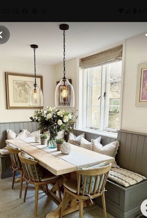 Build In Dining Table Kitchen Nook, Small Dining Room Ideas Farmhouse Breakfast Nooks, Diy Corner Bench Kitchen Table Dining Nook, Small Dining Room Extension, Dining Room Nook Bench, Kitchen Small Dining Area, Eat In Kitchen Bench Seating, Bench Nook In Kitchen, Kitchen Dining Booth