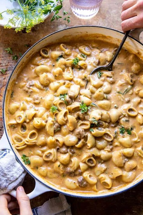 Healthier Homemade One Pot Hamburger Helper | halfbakeharvest.com One Pot Dinners, Half Baked Harvest Recipes, Resep Pasta, Hamburger Helper, Harvest Recipes, Winter Dinner, Half Baked, Half Baked Harvest, Most Popular Recipes