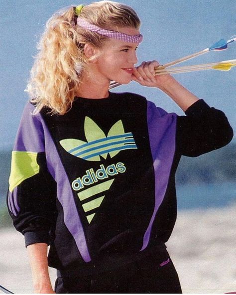 80's Adidas 60s Fashion Trends, 80s Sportswear, 1980s Fashion Trends, 1980 Fashion, 80s Workout, Mode Pop, Look Adidas, Fashion 1980s, 80s Fashion Trends