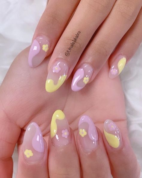 Cute Nails Pastel, Princess Peach Nails, Yellow And Pink Nails, Pink And Yellow Nails, Summer Nails 2024, Fake Nails Designs, Peach Nails, Cute Simple Nails, Pretty Gel Nails