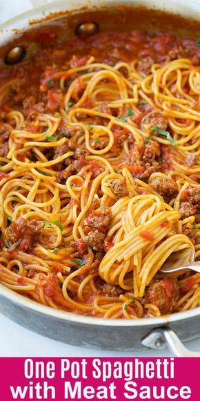 Spaghetti With Meat Sauce, Spaghetti With Meat, Meat Sauce Recipe, Spaghetti Recipes Easy, Beef Pasta Recipes, One Pot Spaghetti, One Pan Pasta, Pasta With Meat Sauce, Spaghetti Meat Sauce