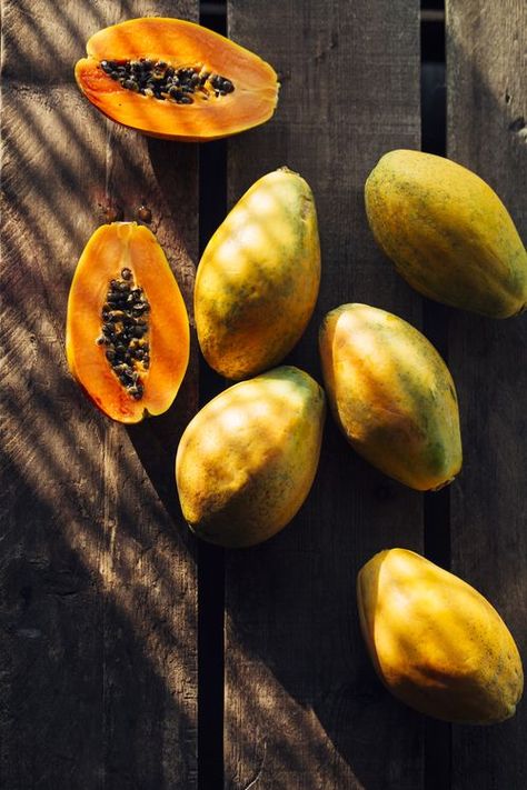 Fruit Wallpaper Photography, Papaya Tree, Papaya Seeds, Summer Smoothies, Fruit Wallpaper, Fruit Photography, Beautiful Fruits, Exotic Fruit, Tropical Fruits