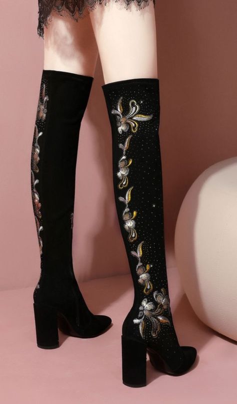 Black velvet fabric；Chunky high heels；Embroidered floral decoration；Fashion；Chinese Style；Super high sole🤣 Chinese High Heels, Chinese Heels, Jinafire Long, Fashion Chinese, Black Velvet Fabric, Chunky High Heels, Floral Decoration, Clothing Design, Over The Knee Boots