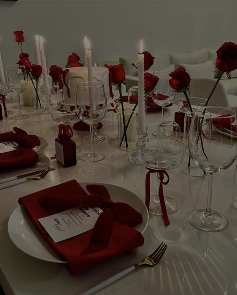 Romance Themed Party, Red And Gold Dinner Table Decor, Red Wine Party Decorations, Red Bakery Aesthetic, Fine As Wine Birthday Party, Red Roses Table Setting, Burgundy Dinner Party, Red 30th Birthday Ideas, Ruby Themed Party