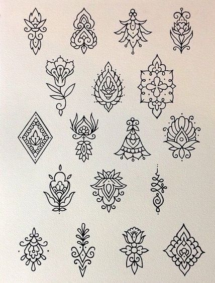 Petit Tattoo, Poke Tattoo, Tattoo Flash Art, Henna Tattoo Designs, Hand Embroidery Design Patterns, Pattern Ideas, Mandala Tattoo, Henna Art, Skin Art