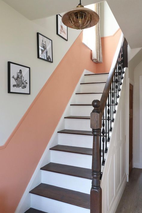 Lick's Colour Trends Predictions 2024 - Palette Of The Year | Lick Hallway Colour Schemes, Hall Ways Ideas, Fresh Room, Painted Staircases, Hallway Colours, Entry Stairs, Staircase Makeover, Dining Room Wallpaper, Colour Trends