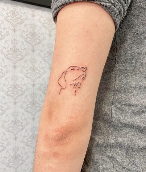 Favor Tattoo Ideas, Dog Tattoo Inspiration, Side Profile Dog Tattoo, Pet Initial Tattoo, Fineline Tattoo Minimalist Dog, Dog Tattoos Minimalist, Dog Aesthetic Tattoo, Dog Inspo Tattoo, Dog Ear Tattoo With Flowers