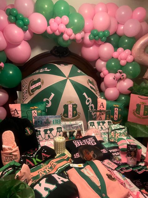 Aka Bed Decoration, Aka Grad Chapter, Aka Probate Gifts Room, Alpha Kappa Alpha Aesthetic, Aka Sorority Aesthetic, Aka Crossing Gifts, Aka Room Decorations, Aka Sorority Pictures, Aka Decorations