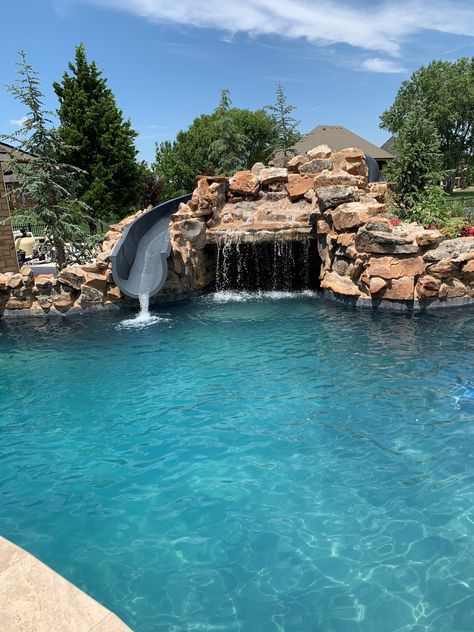 Dreaming of a summer oasis right in your backyard? Now’s the perfect time to start planning and building your pool to make Summer 2025 the best one yet! 🌞 Don’t wait until the rush—let’s start the process now so you can dive into your dream pool next summer! Reach out today to schedule your consultation.  #PoolGoals #BackyardParadise #Summer2025 #PoolBuildingSeason Swimming Pool In Backyard, Natural Filter Pool, Backyard Pool Setup, Cute Pool Ideas, Backyard Pool With Slide, Dream Backyard Pool Luxury, Inflatable Pool Ideas Backyard, Pool Ideas Inground, Pool In Backyard