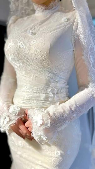 French Lace Dress, Wedding Dress Jumpsuit, Wedding Event Dresses, Chic Evening Dress, Wedding Dresses Lace Ballgown, Bride Dress Simple, Classy Gowns, Cape Wedding Dress, Latest Bridal Dresses