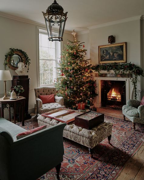 Blog | How We spend Christmas as seen in the Saturday Telegraph Outdoor House Christmas Decor, English Christmas, Christmas In The City, Traditional Christmas Decorations, Cottage Christmas, Christmas Interiors, Fun Christmas Decorations, Christmas Living Rooms, Christmas Inspo