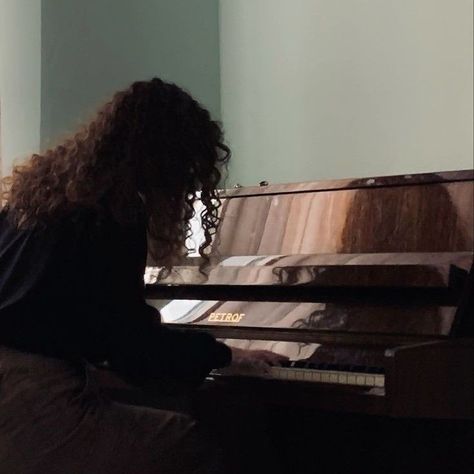 Terrence Loves You, Mary Mcdonald, Playing Piano, Curly Girl Hairstyles, I'm With The Band, + Core + Aesthetic, Long Curly Hair, Curly Girl, Hermione Granger