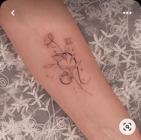 Tattoos Leo Zodiac, Small Leo Tattoo, Leo Sign Tattoo, Leo Zodiac Tattoos, Leo Tattoo Designs, Leo Tattoo, Tattoos Hand, Horoscope Tattoos, Dragon Tattoo For Women