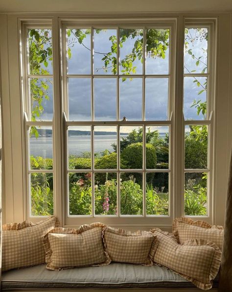 Victorian House Renovation, Pembroke Lodge, Victorian Windows, Bedroom Victorian, Future Space, Dream Cottage, Pretty Bedroom, Sophisticated Look, Big Windows