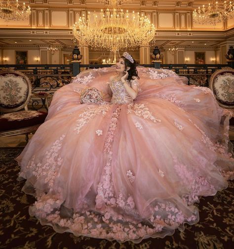 Pink Puffy Quince Dress, Pink Quince Dress With Cape, Quinceanera Dresses Big Puffy, Huge Quinceanera Dresses, Pink Quinceanera Dresses Off Shoulder, Big Pink Quinceanera Dresses, February Quinceanera Themes, Aurora Quinceanera Dresses, Qencenera Dresses Pink