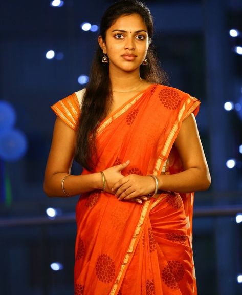 Kollywood Actress Amala Paul Navel Hip Show Photos In Orange Saree Amala Paul Saree, Allu Arjun Hairstyle, Saree Photos, Amala Paul, Orange Saree, Beautiful Saree, Indian Beauty Saree, India Beauty, Desi Beauty