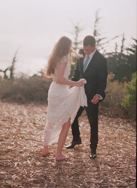 We love barefoot dances...bride wears Brigitte by Claire Pettibone. https://couture.clairepettibone.com/collections/continuing-collection/products/brigitte Barefoot Bride, Elizabeth Messina, Claire Pettibone, Boho Style Wedding, Messina, Bride Wear, Bohemian Wedding, Real Brides, Resort Spa