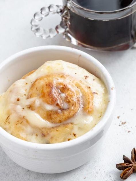 Cinnamon Roll For One, Single Serve Cinnamon Roll, Keto Cinnamon Roll, Corn Free Recipes, Fluffiest Cinnamon Rolls, Keto Flour, Cinnamon Roll Bread, Keto Cinnamon, Keto Cinnamon Rolls