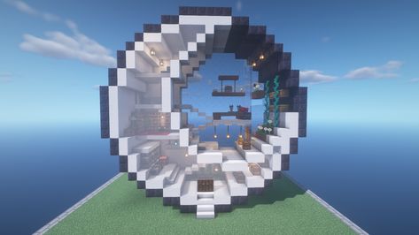 A simple and unusual moon-shaped house built in Minecraft. Moon Themed Minecraft House, Minecraft Moon House Blueprint, Minecraft Crescent Moon House, Moon Minecraft House, Space Themed Minecraft Builds, Moon House Minecraft, Minecraft Moon Build, Minecraft Moon House, Moon Minecraft