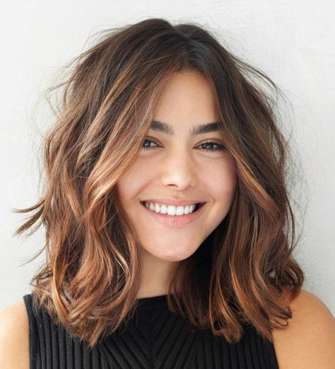 Shaggy Wavy Lob Haircut for Thick Hair Lob Haircut Thick Hair, Thick Bob Haircut, Hot Roller Curls, Haircuts For Thick Wavy Hair, Wavy Lob Haircut, Easy Care Hairstyles, Large Curls, Choppy Bob Haircuts, Thick Hair Cuts