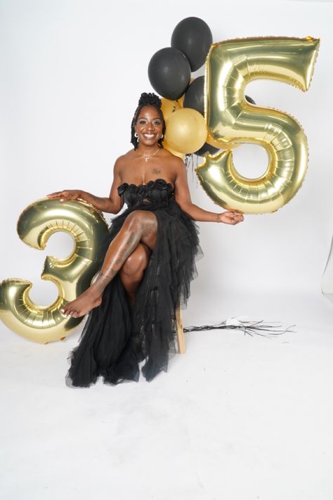 35 Year Birthday Party Ideas, 35 Years Photo Shoot Ideas, 45 Birthday Photoshoot Ideas For Women, Birthday 37 Years Photo Shoot, 45th Birthday Ideas For Women Pictures, 35th Birthday Ideas For Her Pictures, 35 Photoshoot, 35 Photo Shoot Ideas, 33 Birthday Photoshoot Ideas