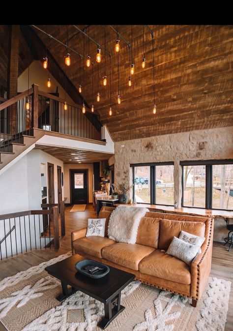 Cedar Cabin Interiors, Cabin Airbnb Decor, Cabin Family Room, Log Cabin Interior Design, Mountains Cabin, Cabin Airbnb, Modern Cabin Interior, Cedar House, Cabin Remodel