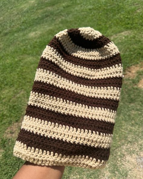 brown two tone slouch beanie 🤎 available on my depop Loose Crochet, Crochet Clothing And Accessories, Slouch Beanie, Fun Crochet, Crochet Inspo, Loose Ends, Crochet Clothing, Fun Crochet Projects, Crochet Beanie