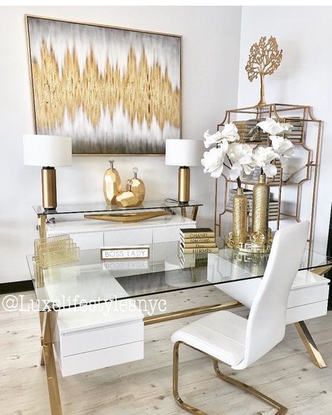 Luxe Lifestyles NYC on Instagram: “White and gold is simply stunning.  Give your home office a make over.…” Home Office Furniture Design, Gold Office Decor, Glam Office, Interior Design Career, Feminine Home Offices, Gold Office, Cozy Home Office, Office Furniture Design, Dream Office