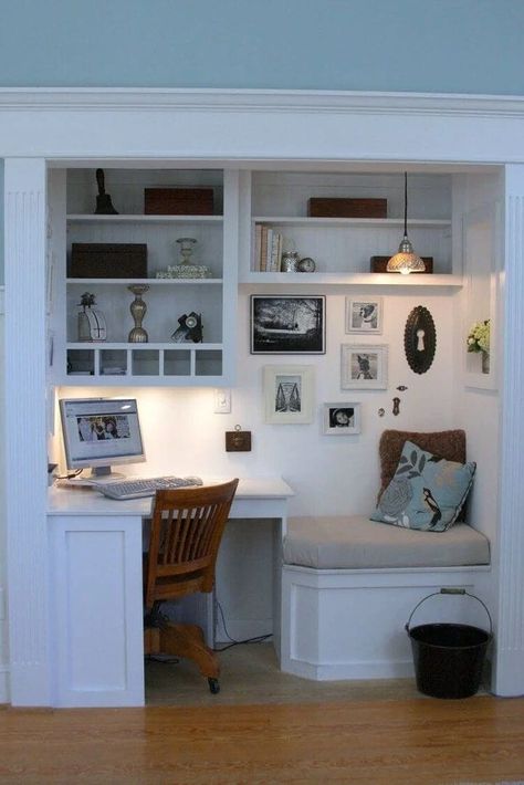 9 Home Office Nooks that'll Motivate you to Re-Do your Space 6 Home Office Closet, Dnevna Soba, Closet Office, Office Nook, Hemma Diy, Build A Closet, Diy Casa, Amazing Kitchen, Desk Areas