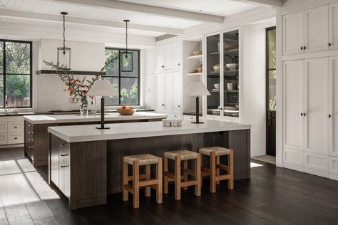 M. Elle Design on Instagram: “The Menlo Park double island kitchen always seems to brighten our day 🖤 Design by @m.elle.design Architecture by @backengillamarchitecture…” M Elle Design, Double Island, Double Island Kitchen, Double Islands, Classic Kitchen, Island Kitchen, Joanna Gaines, Indoor Outdoor Living, Fixer Upper