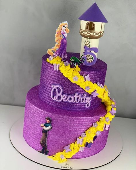 Bolo da Rapunzel: 90 ideias dignas de toda a beleza dessa princesa Disney Cakes, Rapunzel Birthday Cake, Bolo Rapunzel, Rapunzel Birthday Party, Rapunzel Party, Ariana Grande Drawings, Kids Designer Dresses, 3rd Baby, 8th Birthday