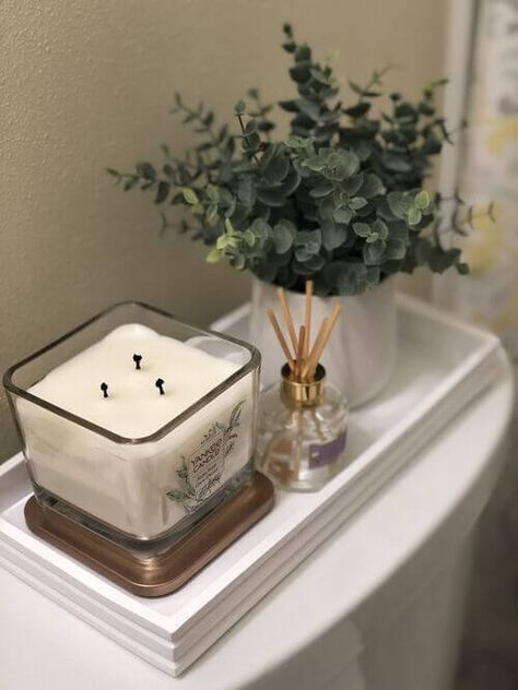 Bathroom Counter Decor Ideas, Wc Decoration, Bathroom Counter Decor, Christmas Homescreen, Restroom Decor, Bathroom Decor Apartment, Counter Decor, Bathroom Counters, Bathroom Counter