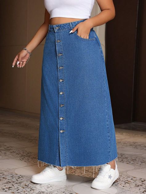 Plus Size Denim Skirt, Simple Dress Styles, Simple Dress Casual, Casual Chic Outfits, Jean Skirts, Chic Dress Classy, Skirt Jeans, Cute Modest Outfits, Shorts Outfits Women