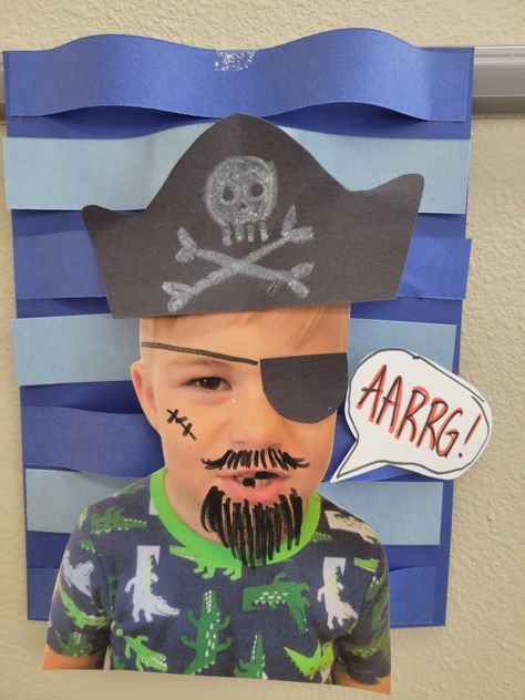 Preschool craft project. Turn yourself into a pirate! Pirate Curriculum Preschool, Pirate Week Preschool Activities, Pirate Hook Craft, Pirates And Princesses Preschool, Pirate Theme Summer Camp Activities, Pirates And Mermaids Crafts, Pirate Craft Preschool, Easy Pirate Craft, Pirate Toddler Crafts