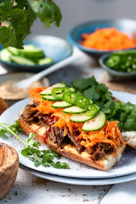 Slow Cooker Bánh Mì - Vietnamese-style Sandwich Banh Mi Sandwich Recipe, Banh Mi Recipe, Vietnamese Sandwich, Banh Mi Sandwich, Bahn Mi, French Baguette, Sandwiches And Wraps, Slow Cooker Pork, Banh Mi