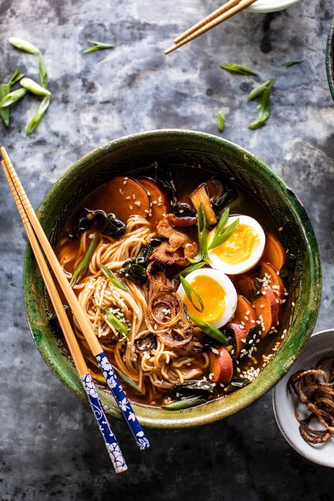 Feel Good Spicy Ramen with Sweet Potatoes and Crispy Shallots Healthy Images, Healthy Ramen, Ramen Egg, Half Baked Harvest Recipes, Noodles Chicken, Chicken Ramen, Crispy Shallots, Homemade Ramen, Spicy Ramen