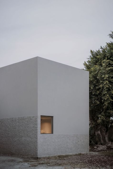 Small Prefab Homes, Laneway House, Stone Tile Flooring, Geometric Composition, Square Windows, Architecture Facade, Weekend House, Minimalist Architecture, Sustainable Architecture