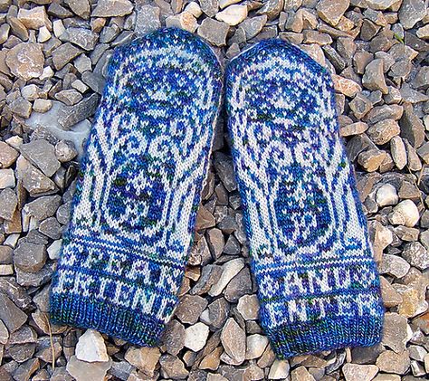 Gates Of Moria, Peter Jackson, Ravelry Knitting, Crochet Geek, Geek Crafts, Mittens Pattern, Knitted Wit, Bioshock, Fair Isle Knitting