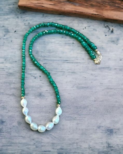 Thank you all for playing 💚 @ilycheeyou is the winner of the Edison Pearl & Emerald Necklace 🎉 I wish you ALL health, wealth, & happiness in the New Year 🐉 Edison Pearls, Health Wealth, Emerald Necklace, The Winner, Emerald, Thank You, Health, Quick Saves