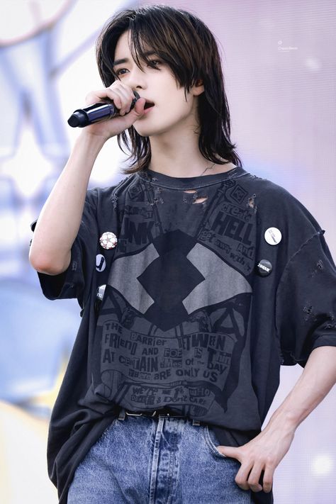 Hair Icon, Choi Beomgyu, Boys Long Hairstyles, Txt Beomgyu, Boyfriend Photos, Hair Reference, Long Hair Styles Men, Pose Reference, Hair Inspo