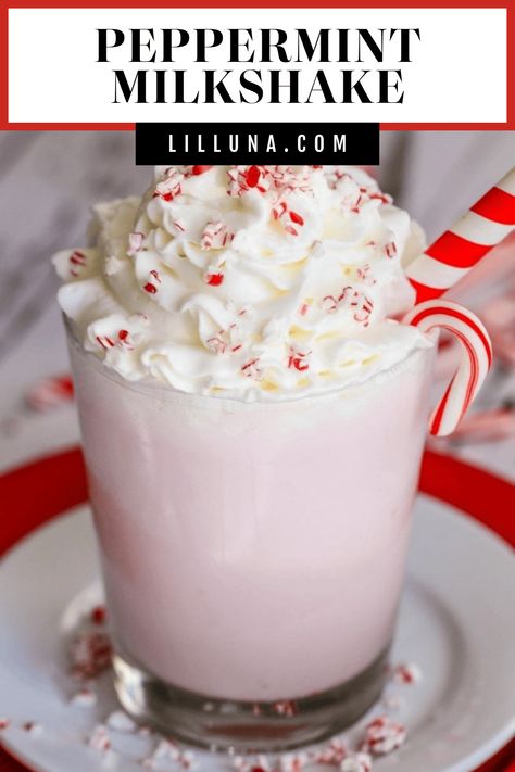 This cool & refreshing Peppermint Milkshake is a simple, quick and very tasty holiday treat everyone will enjoy. #peppermintmilkshake #christmas #peppermint #milkshake Peppermint Shake, Peppermint Milkshake, Christmas Peppermint, Christmas Dessert Recipes, Milkshake Recipes, Christmas Food Desserts, Milk Shake, Christmas Dessert, Detox Drinks