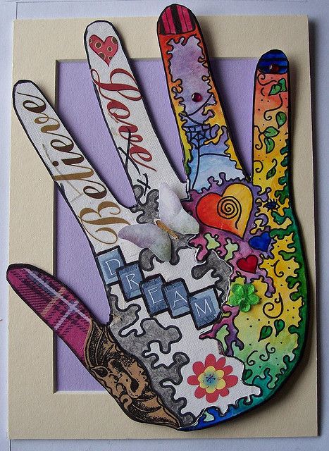 LIFE IN MY HAND, think about integrating art with writing ideas heart map, maybe Life in My Heart for writing narratives Crafts Ideas For Adults, Yoga Kunst, Arts And Crafts Ideas, Classe D'art, Art Therapy Projects, Art Therapy Activities, Expressive Art, Middle School Art, Idul Fitri